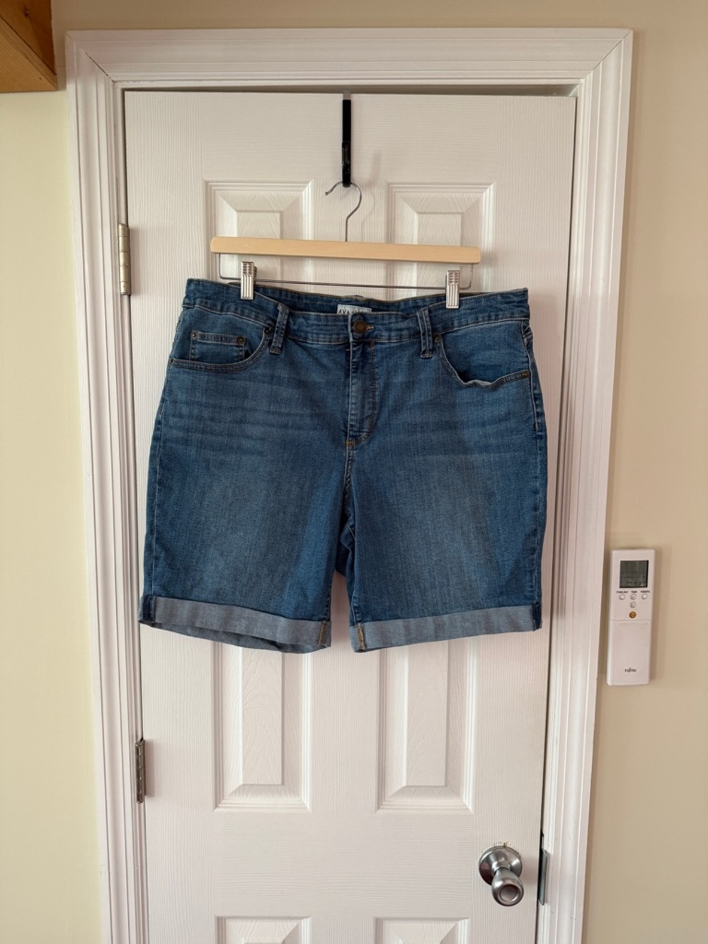 Ava & Viv Mid Blue Rolled-Hem Denim Shorts